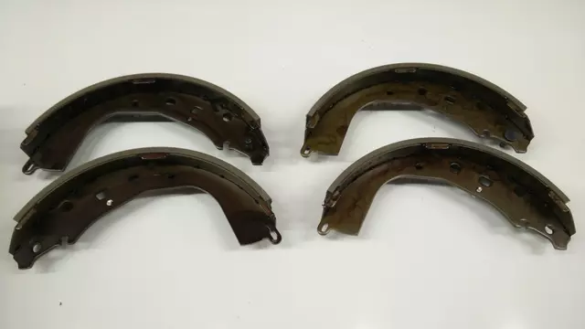 449535250 - Brakes: 2001-2006 Toyota Brake Shoes for Toyota: 4Runner, Tacoma, Tundra Image