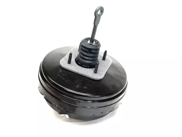 thumbnail interactive-video image 1 of MOPAR Brake Master Cylinder Reservoir – Jeep Wrangler Liberty Dodge Nitro 2007-2017, OEM 68055208AC 1 of 5