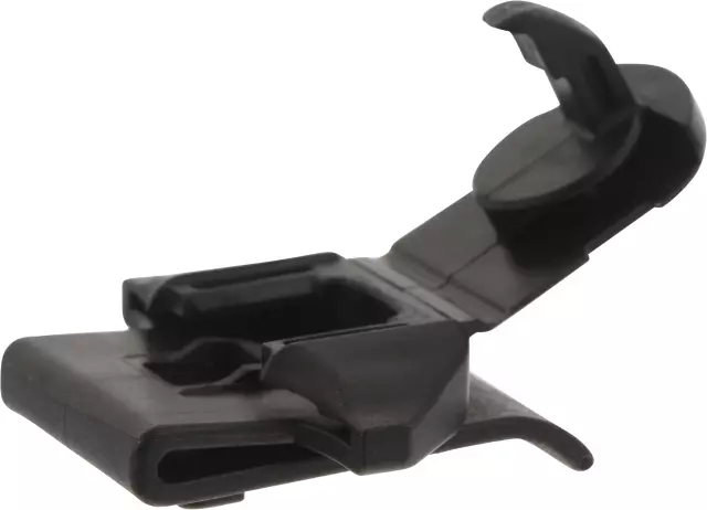 Genuine Fender Liner Clip - 63848-4M500 | NissanParts.cc | Nissan