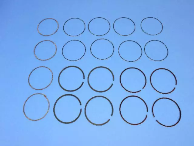 Complete Engine Piston Ring Set