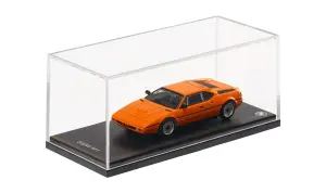 Bmw M1 1 64 808242