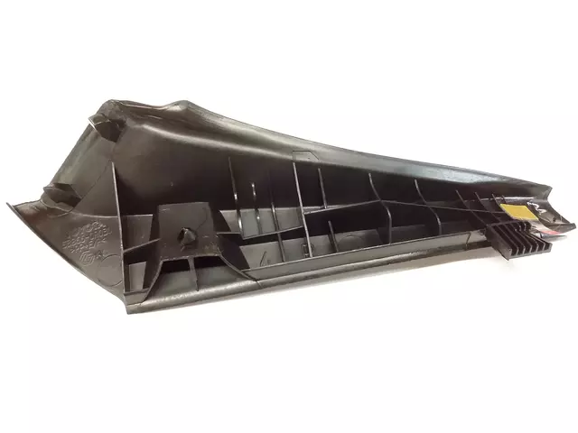 Cowl Seal (Right, Front)