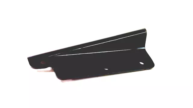 2008-2014 Subaru Impreza - Retainer Plate Deflector