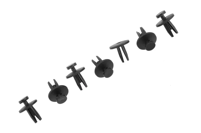 Fog Lamp Cover Retainer