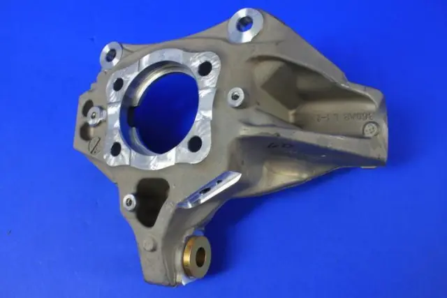 Front Knuckle, Left