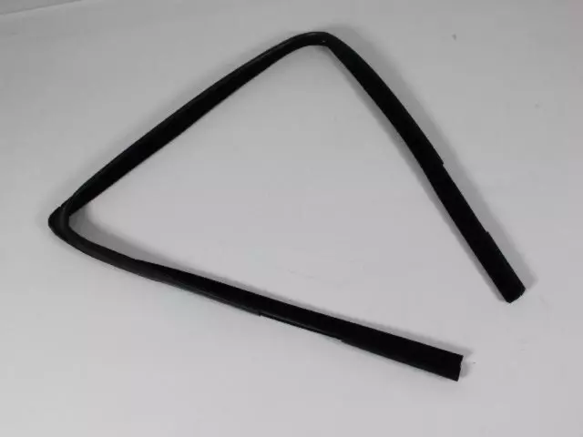 Rear Door Seal, Right