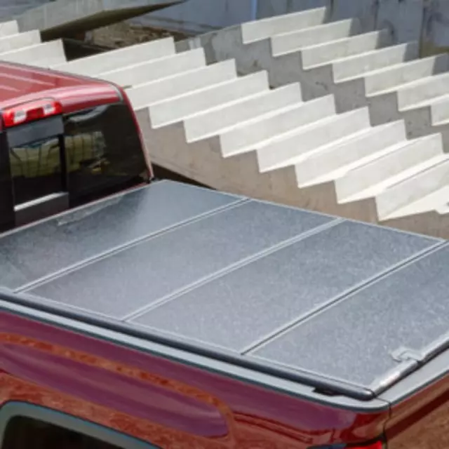 19330066 - Exterior: Bed, Tonneau Cover, Hard Folding for Chevrolet: Colorado | GMC: Canyon Image