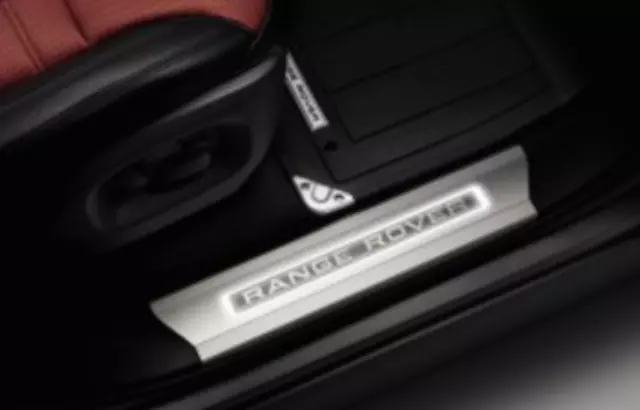 2016-2021 Land Rover Range Rover - Sill Treadplates Illuminated Vehicle Set