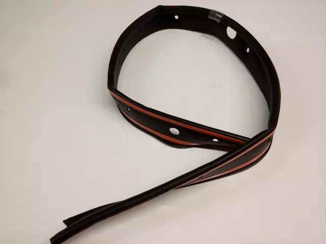 2009-2013 Toyota Corolla - Seal