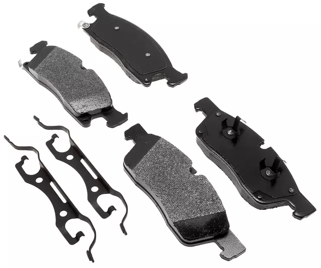 Front Disc Brake Pad Set