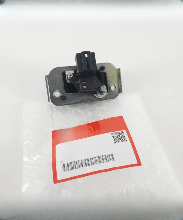 2010-2018 Acura RDX ZDX TSX Rear Tailgate Opener Switch Assembly