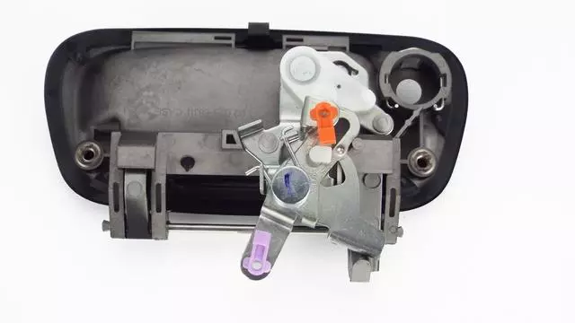 69090-0C030-C0 - Tailgate Handle 2001-2006 Toyota Tundra