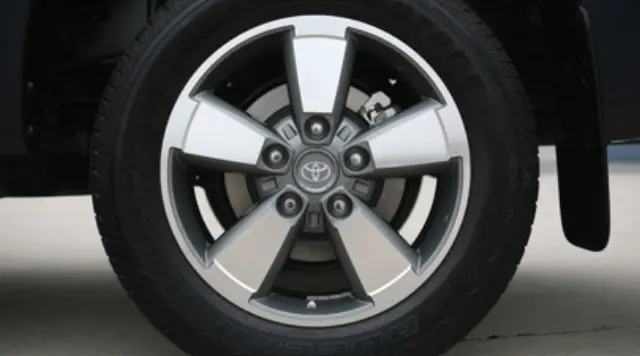 2007-2017 Toyota Tundra Wheel Machined Silver 5 Spoke 20 Inch