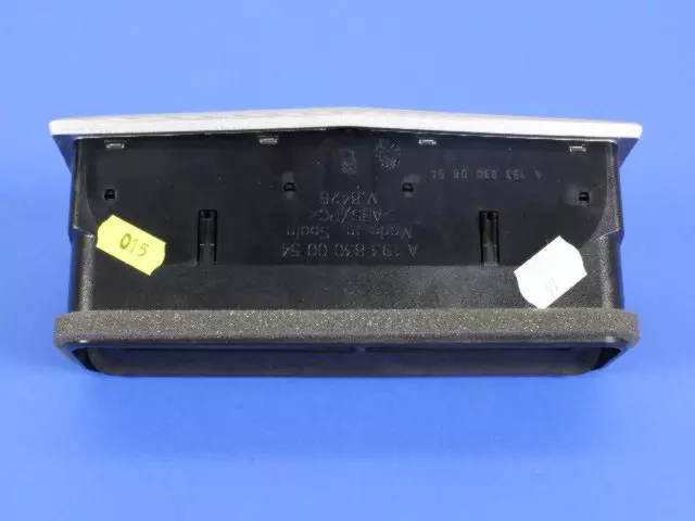 Air Conditioning & Heater Outlet