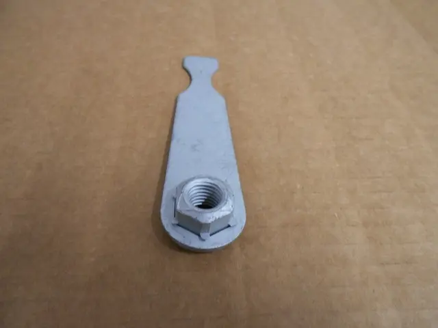 Track Bar Lock Nut - 6508926AA | MoparOnlineParts | Mopar Online Parts