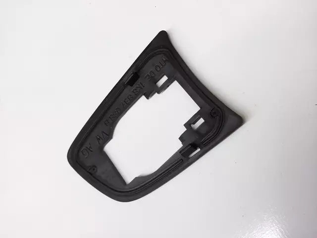 Handle, Outside Packing