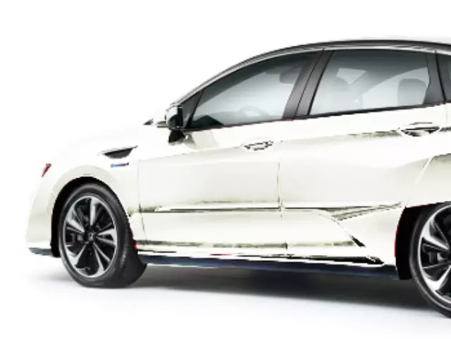 2018-2021 Honda Clarity - Body Side Molding