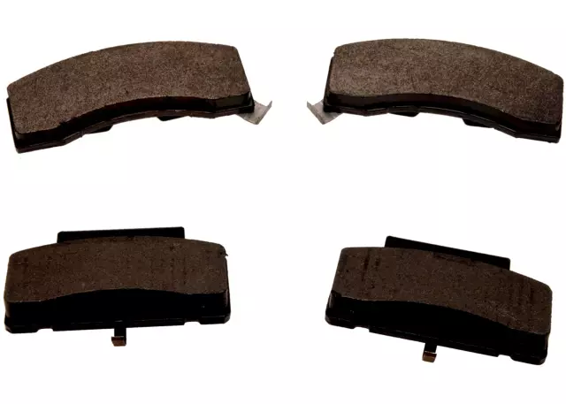 Front Disc Brake Pad Set