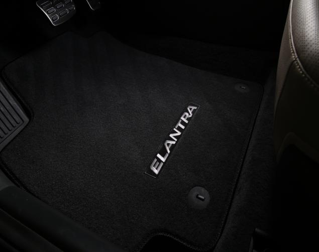 thumbnail image 2 of Genuine OEM Hyundai Floor Mats – 2013-2018 Santa Fe Sport, Black Carpet – 4-Piece Set (Front/Rear) PN 4ZF14-AC100RYN 2 of 6