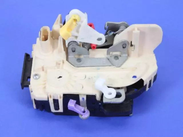 Front Door Latch, Right