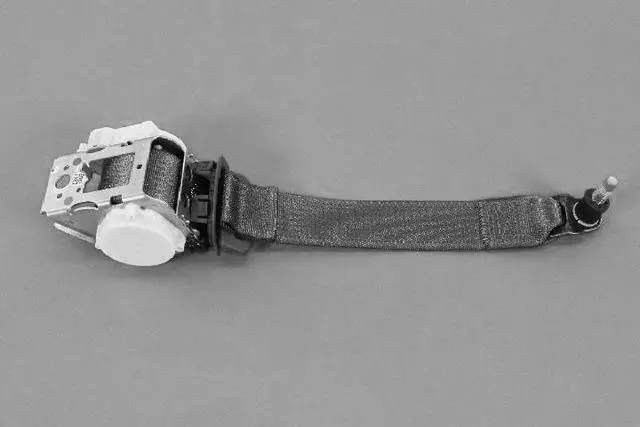 2nd Row Seat Belt And Retractor, Outboard