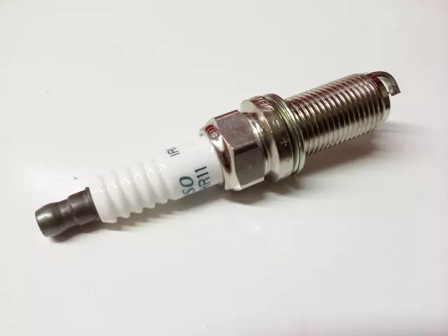 90919-01233 - Genuine Toyota Iridium OEM Spark Plug Denso SK16HR11