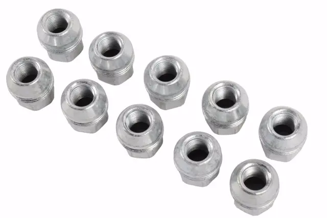 M27x2 Wheel Lug Nut in Chrome with External Threads 9595175