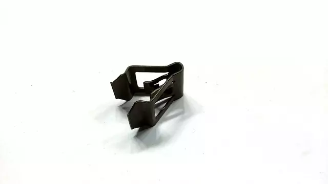 Center Bezel Clip