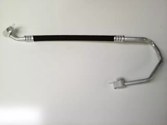 2011-2014 Volkswagen - A/C Refrigerant Discharge Hose