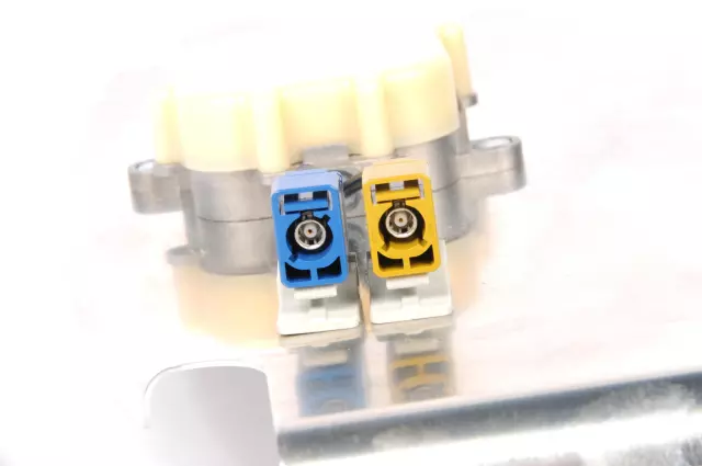 Digital Radio Antenna