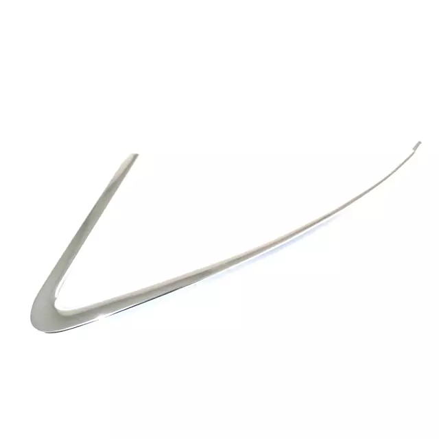 Quarter Panel Reveal Molding