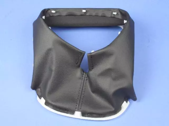 Steering Column Shroud Gap Hider