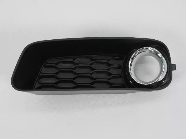 Fog Lamp Bezel, Left