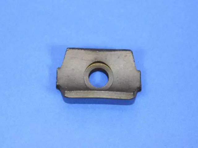 Valve Rocker Shaft Retainer