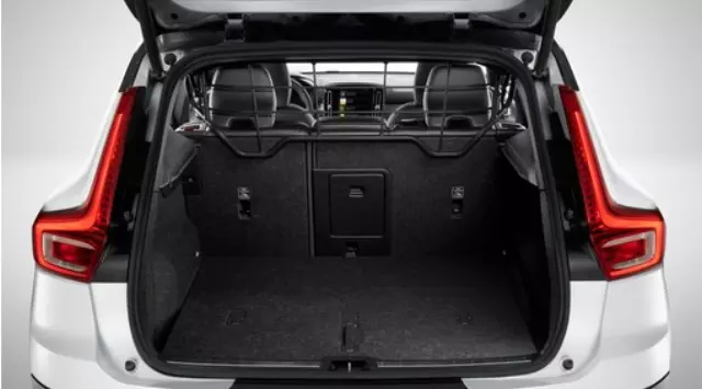 2019-2025 Volvo XC40 Rear Cargo Compartment Protective Steel Grille