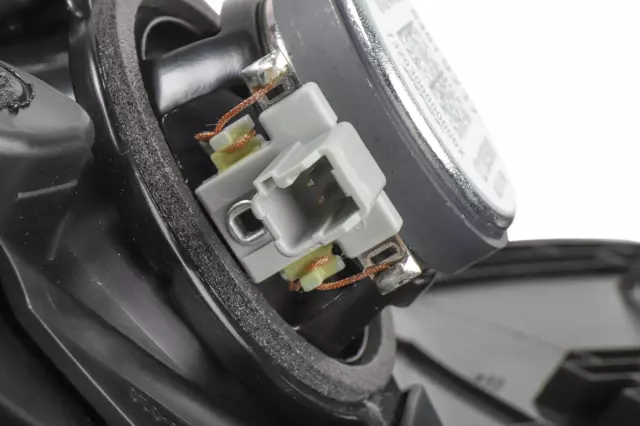 Front Driver Side Door Window Channel Retainer