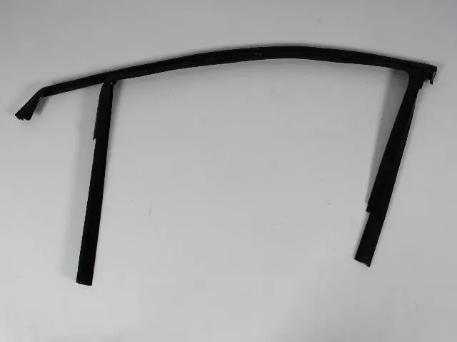 Front Door Glass Run, Right