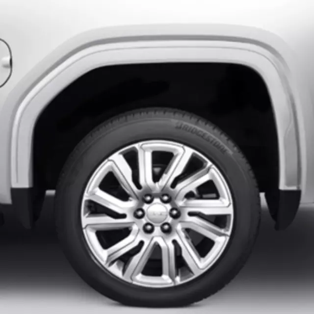 Front and Rear Fender Flare Set in White Frost Tricoat - GM (84442522)