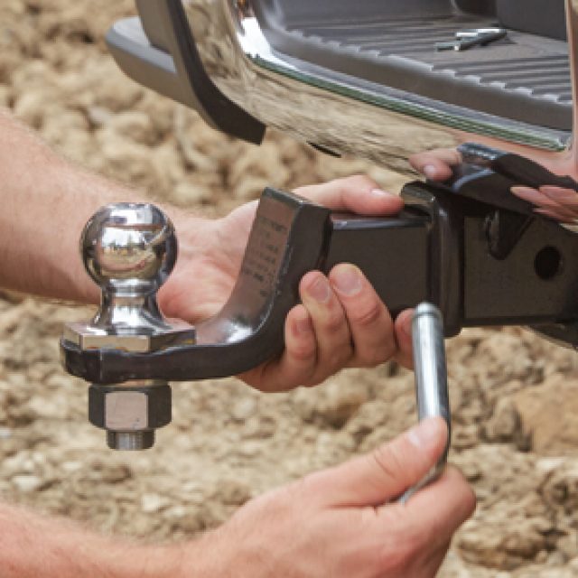 19942019 GM Trailer Hitch Ball Mount, 2" Rise 19245487 GM Parts Center