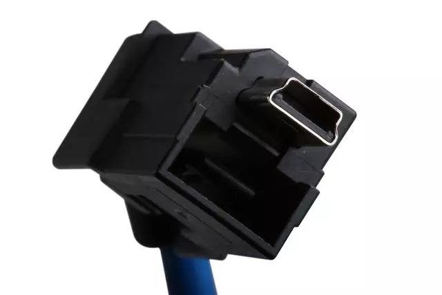 GM Video Antenna Cable 84616729