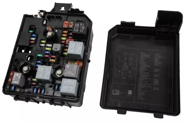 2018-2021 GM Engine Wiring Harness Junction Block 42624875 | GM  