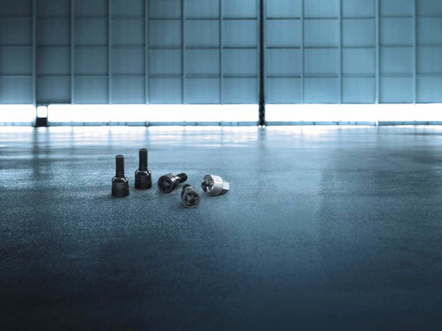 1 Set Wheel Studs Anti Theft