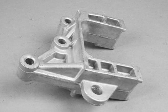 Genuine Chrysler 52125140AD Transmission Mount Bracket
