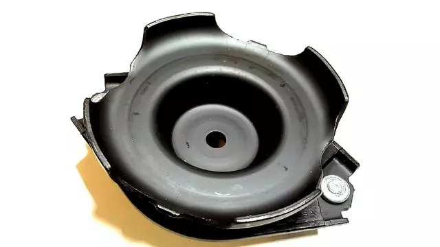 Strut Mount