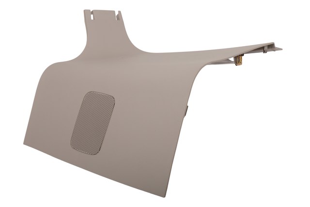 2015-2020 GM Shale Passenger Side Body Rear Corner Upper Garnish ...