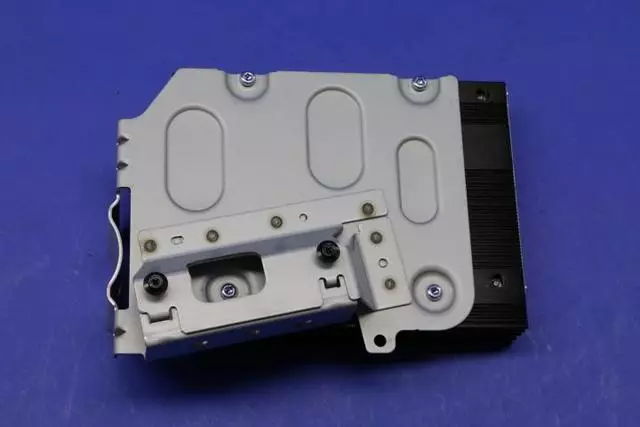 68303985AB - Amplifier - 2013-2020 Mopar | Mopar Parts Canada
