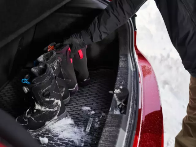 BCKN-V0-360A - 2019-2023 Mazda 3 Hatch Cargo Tray *Fits Hatchback
