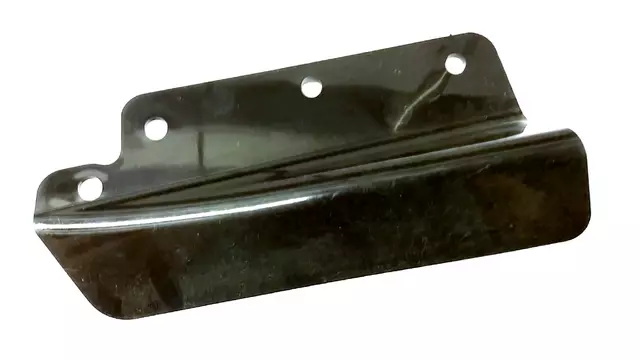 2008-2014 Subaru Impreza - Retainer Plate Deflector
