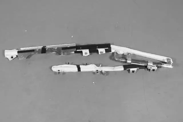 Side Curtain Air Bag, Left