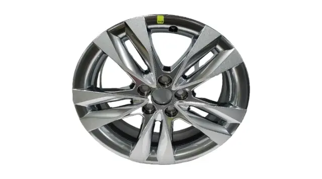 サンジタイヤ② 4260D-08020 - Wheel Sub Assembly Clad 2021-2025 Toyota Sienna